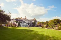 Summer Lodge Country House Hotel - 5-Star
