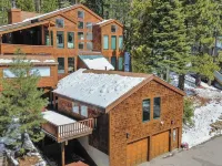 Spacious 4/5BR 4BA Tahoe Retreat w/ Hot Tub – Walk to Lake & Near Ski Resorts Hotels in Dollar Point