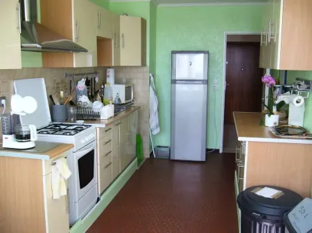 Chambre en Colocation Villeurbanne Métro A Отели рядом с достопримечательностью «Университет Клод Бернар Лион 1»