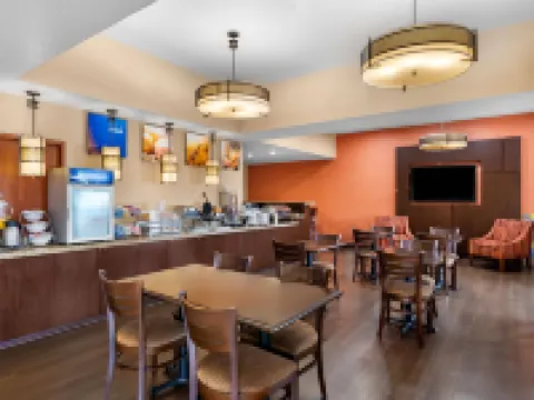Comfort Suites Clovis - Fresno Hotels in Clovis