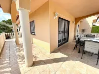 SAONA VILLAS (VN ULIS): villa 8 people, private pool, wifi