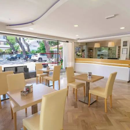 Hotel Carlton