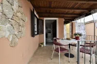 Apartment 5 minutes from the sea with veranda Hotels in Tortoli