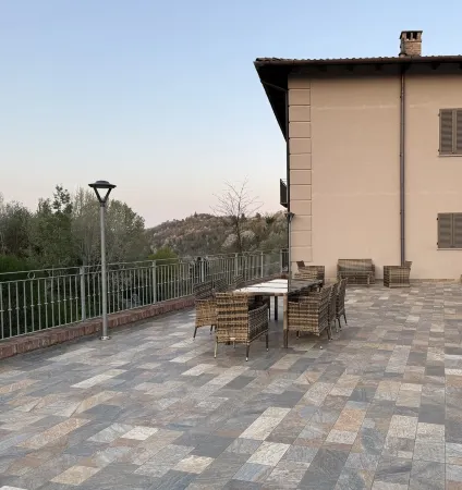 Katia House - Apartment the Lilies Отели в г. Кастельнуово-Кальчеа