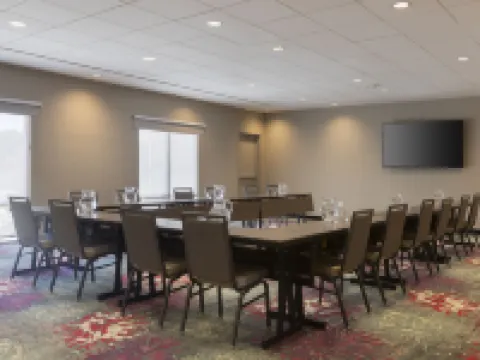 克洛維斯希爾頓惠庭酒店 克洛維斯酒店