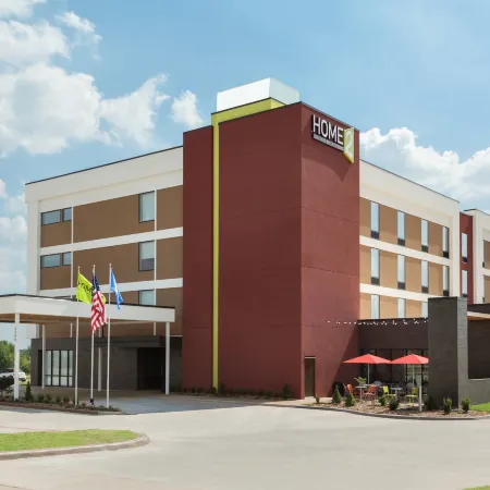 Home2 Suites by Hilton Oklahoma City Quail Springs Отели рядом с достопримечательностью «Гольф-поле "Лейк Хефнер"»