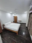 Cozy Room in lovely Dindigul with AC, WiFi/Mymoon service apartment Hotel a Dindigul