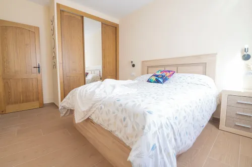 "LA AURORA DE CANDELEDA" Apartment in Candeleda (Ávila) first floor of 1-4 p Hotels in Candeleda