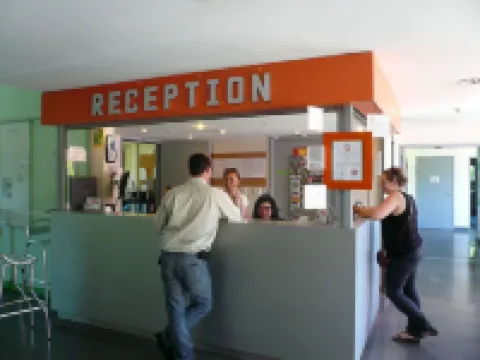 Auberge de Jeunesse HI Grenoble Hôtels à : Échirolles