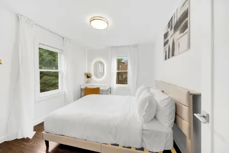 Stylish Stay in City’s Best Spot- The Perfect Stay