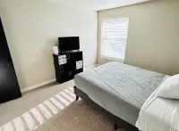 Newly Renovated Two-Story Townhouse w/Two Car Garage Close to the Mountains Hotels in Ken Caryl