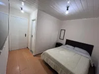 Espaço Aconchegante com Banheiro, Cozinha e Quarto Privativos Hotels in Vila Loli