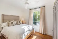 Luxurious Cape Dutch Villa in Franschhoek with Private Pool