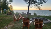 Experience a 12-room historic home on Lake Manistique with your own private chef Hotels in Portage Township