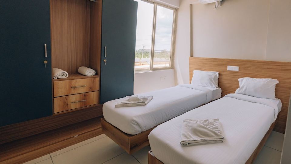 The elite service apartment. Fully furnished on rental basis.