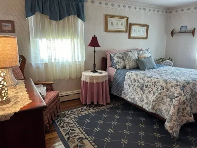 Furnished & Flexible – Perfect for Longer Stays in Dartmouth, MA! Hotels near University of Massachusetts Dartmouth