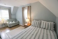 Lake Access + Kayaks + Arcade + Bike Path + Deck