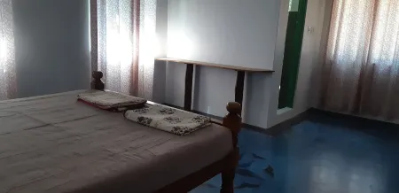 Villa Le Bonheur,  a friendly spacious, gated and fenced  house, good vibes. A b