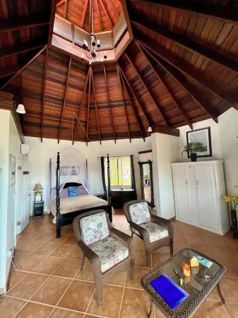 Amazing view located  at the highest point of the southern side of Marigot Bay. Отели в г. Soucis