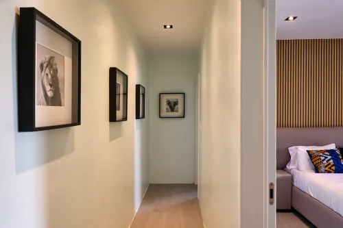 Modern apartment with private terrace and swimming pool