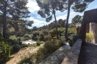 Exceptional villa for rent on the Mediterranean coast.