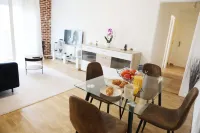 Le Saint Cyrien, 5km from Versailles and 25km from Paris, for Family & Business