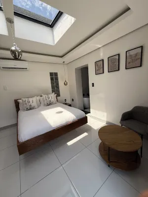 Spacious lodge in enchanting Welkom with WiFi, AC Hotels in Welkom