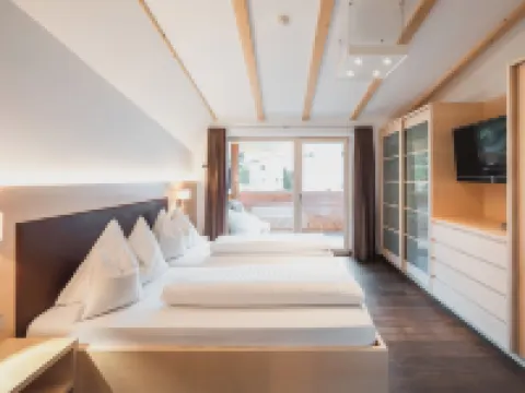 ホテル・ビショフホーフ - ビストロ・ジャスミン キウーザのホテル