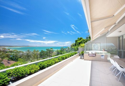 숙소 야외 수영장