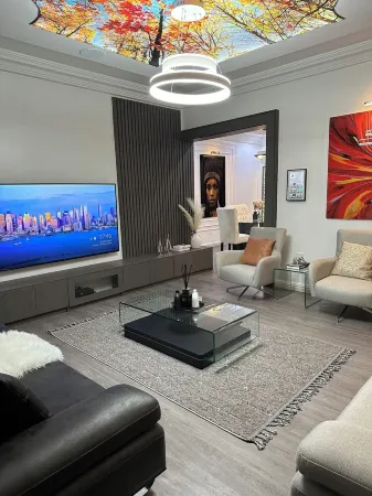 Fully fitted 2 bedroom smart luxury apartment.