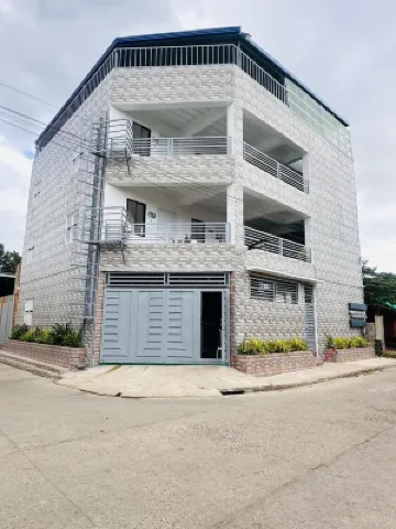 An apartment type with WiFi, AC and parking where you can stay, rest and relax. Hotels in Santo Tomas