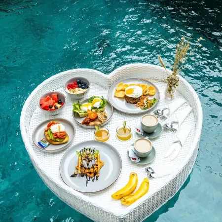 ATERA LOFT CANGGU Отели рядом с достопримечательностью «Пляж Берава»