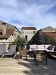 Character house in town center. Ideal for friends and families! Hotels in Pons