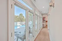 Sullivan's Island Retreat: Spacious 6BR Beach House with Ocean Views