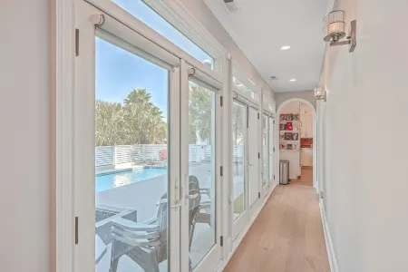 Sullivan's Island Retreat: Spacious 6BR Beach House with Ocean Views