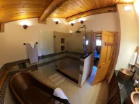 Barbara's Cabin. A luxury log home in the heart of Washington wine country.