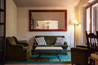 Apartment in the Tuscan Countryside