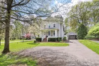 Entire Louisville Home w/Private Hot Tub - Quiet - Families - Extended Stays