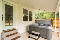 Spacious Haven with Fenced Yard and Comforts - Stunning Retreat