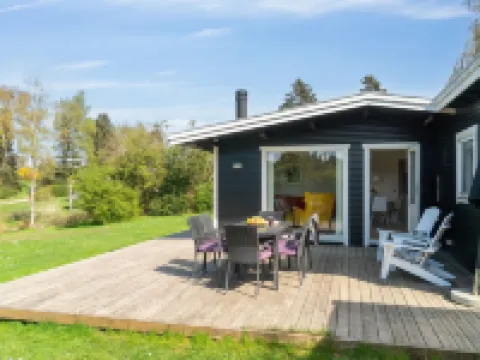 "Bassi" - 650m from the Sea