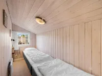 "Shalin" - 1.4km to the Fjord Hotels in Hemmet