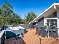 "Cristiana" - 1km to the Fjord Hotels in Hemmet