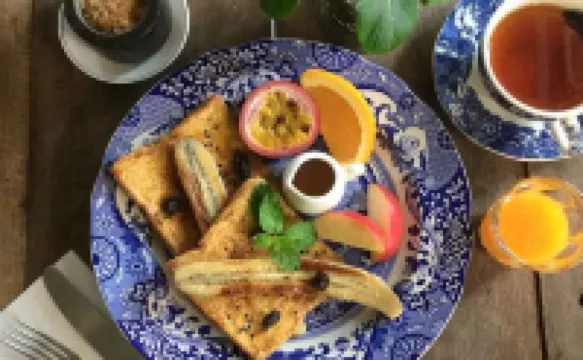 烏汶叻差他尼尤酒店