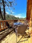 Glamping MORET Alpine Cabin M2 from 2 to 6 people - pet friendly Hotels in Arteaga