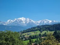 Apartment Le balcon du Mont Blanc Hotels in Cordon