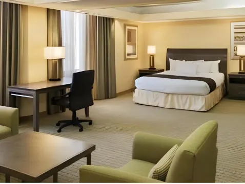 ダブルツリー バイ ヒルトン オマハ ダウンタウン