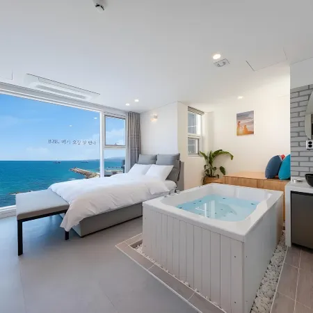 Donghae 828 Ocean View Spa Pension