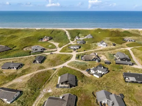 "Georg" - 200m from the sea