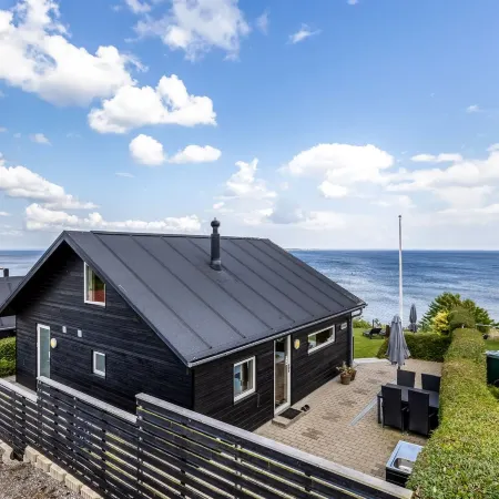 "Majbritt" - 50m from the Sea