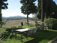 Apartment in Guasticce with shared pool